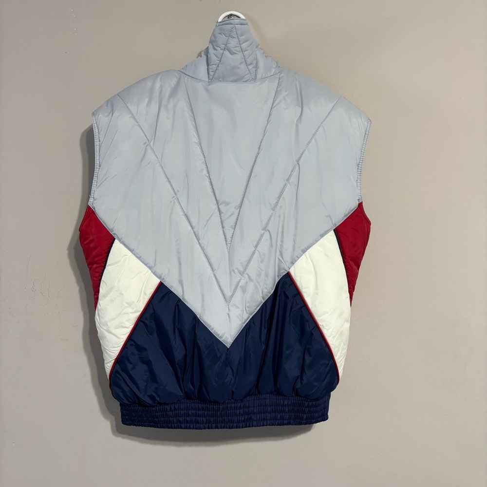Men's Tri-Color Quilted Vest - Picture 4 of 8